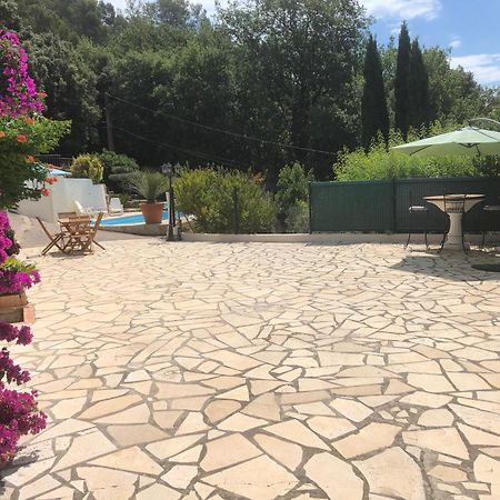 Appartement Dans La Colline Belgentier Esterno foto