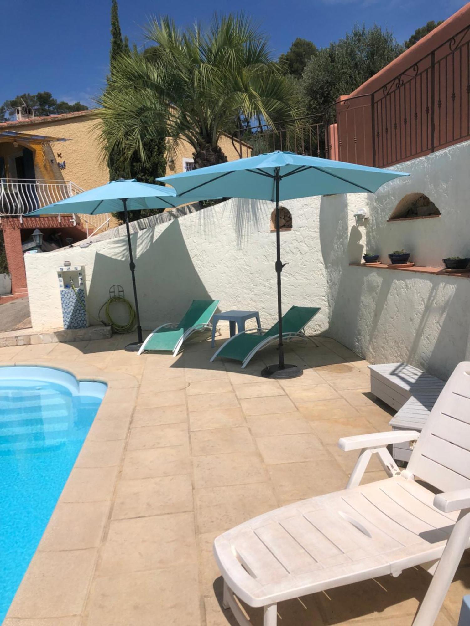 Appartement Dans La Colline Belgentier Esterno foto